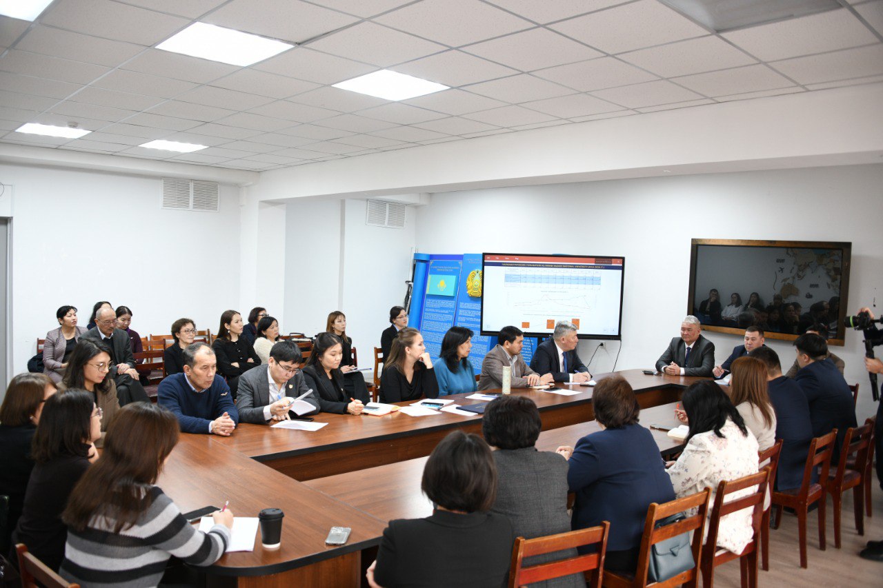 2026817724697c9a9448f01143898024_11